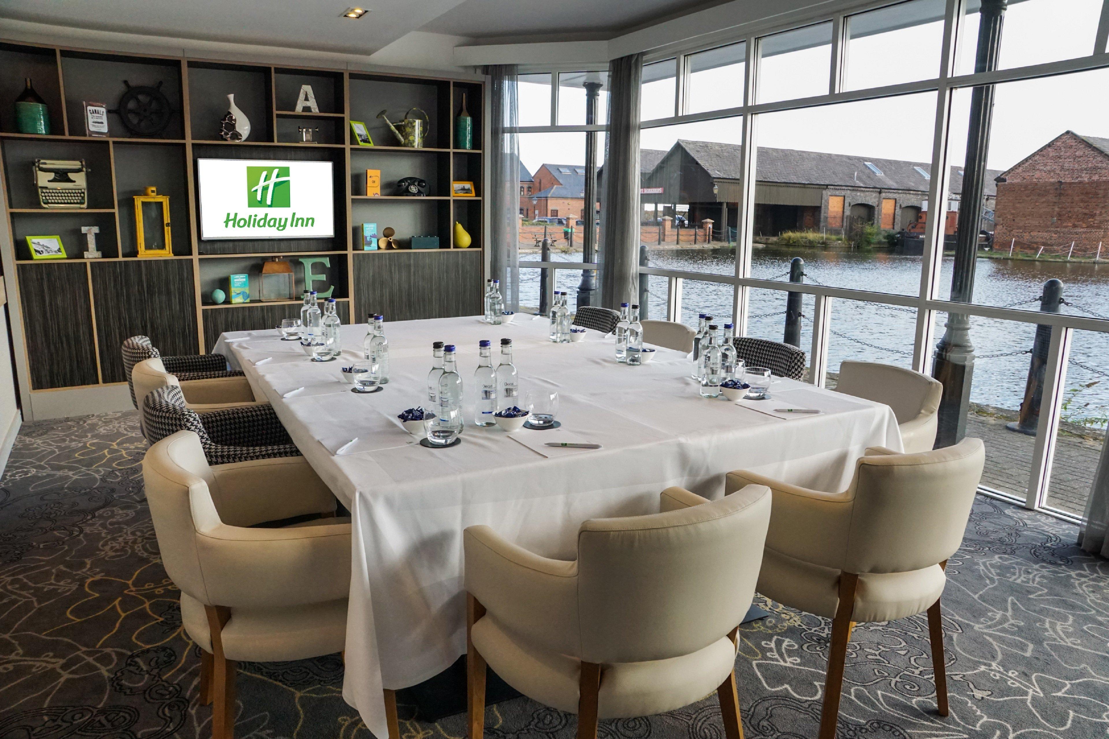 Holiday Inn Ellesmere Port/Cheshire Oaks By Ihg Екстериор снимка