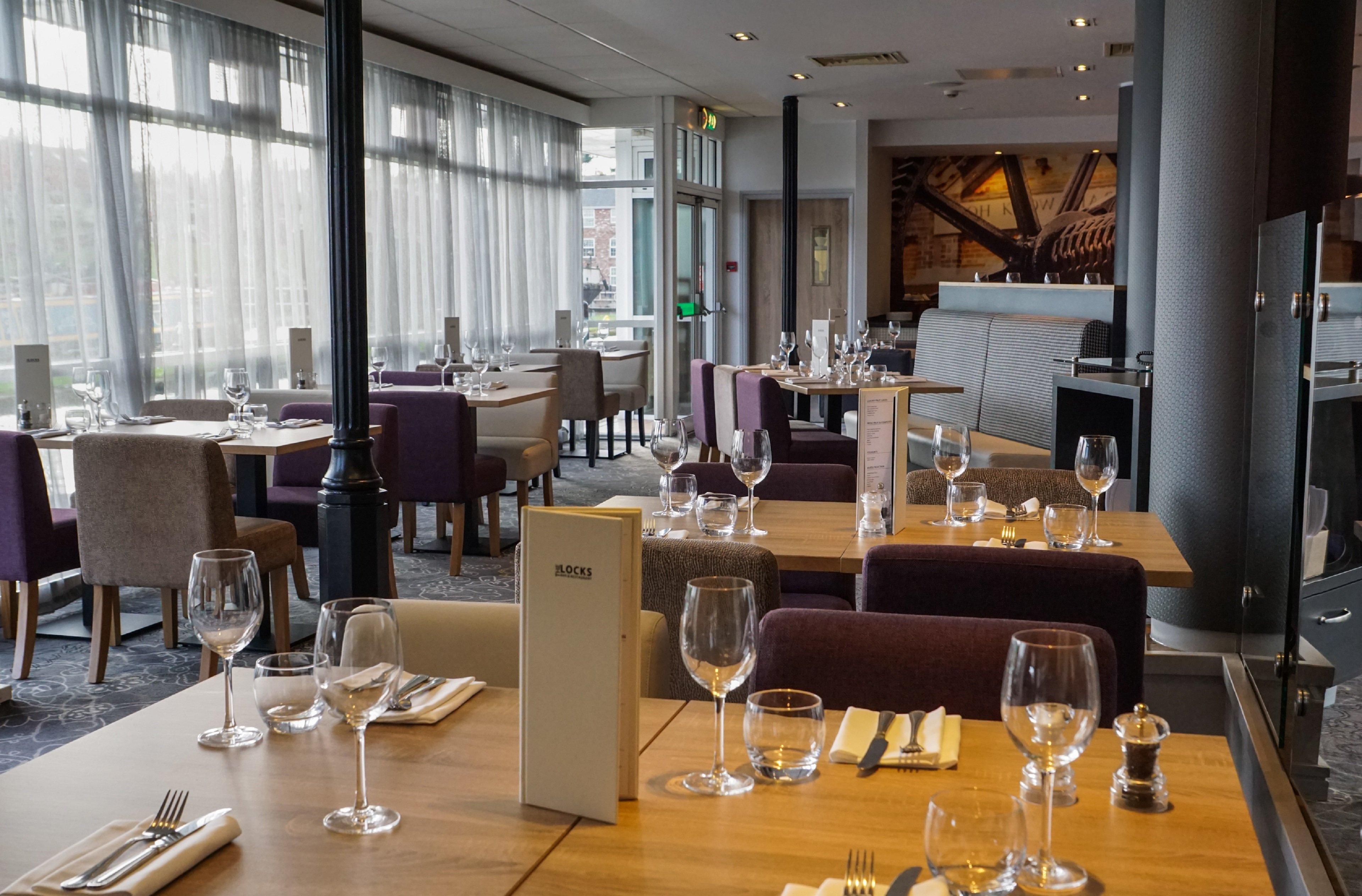 Holiday Inn Ellesmere Port/Cheshire Oaks By Ihg Екстериор снимка