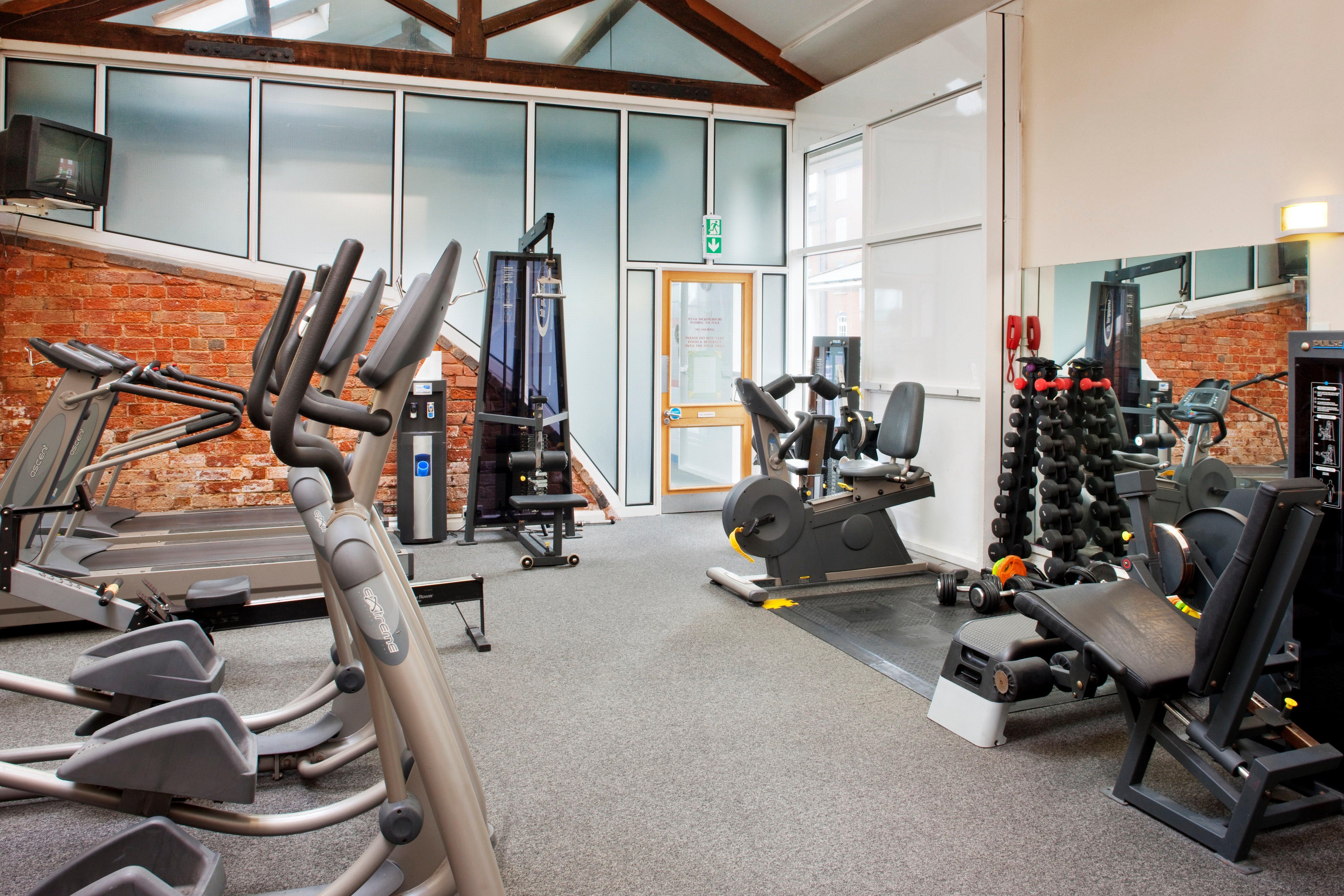 Holiday Inn Ellesmere Port/Cheshire Oaks By Ihg Екстериор снимка